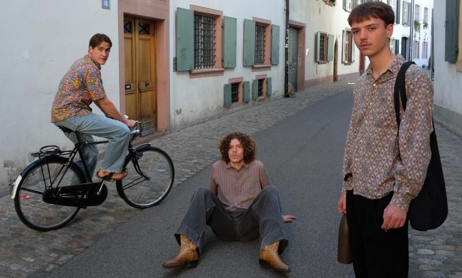 Queen Anne Lace Coverbild